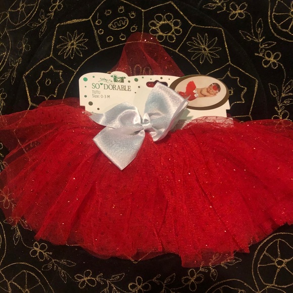 Red Tulle Tutu Sparkles Photo Shoot Valentine 0-3M - Picture 2 of 4